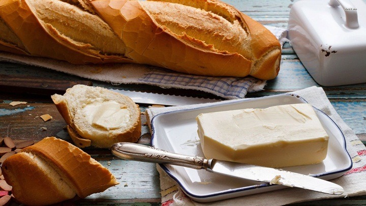 Nguyên liệu để làm bánh mì bơ tỏi