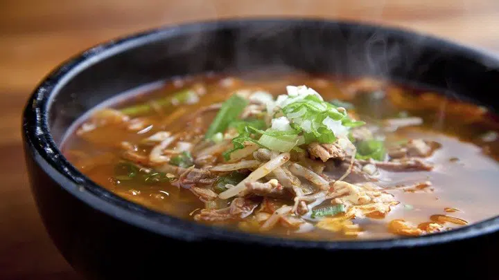 canh thịt bò nấu giá đỗ